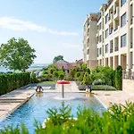 Cosher Gardenia Palace 6 Free Parking