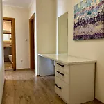 Cosher Gardenia Palace 6 Free Parking Apartment *