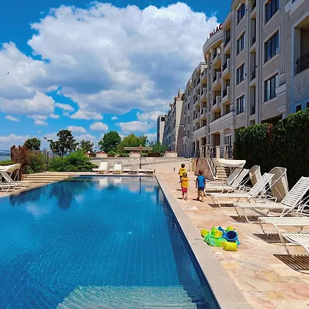 Cosher Gardenia Palace 6 Free Parking Apartman