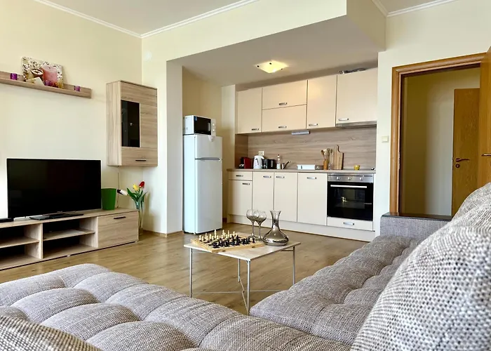 Cosher Gardenia Palace 6 Free Parking * Pomorie